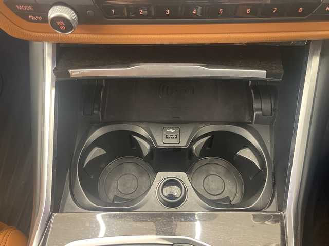 ＢＭＷ ３２０ｄ xDrive Mスポーツ 岡山県 2019(令1)年 6.4万km サファイアブラックP コンフォートパッケージ/ハイラインパッケージ/純正ナビ/全周囲カメラ/ブレーキAH/走行モード/ACC/オートライト/AHB/レインセンサー/レザーシート（ブラウン）/シートヒーター/Bluetooth/USB/アップルカープレイ/ミュージックライブラリ/ブラックキドニーグリル/正面衝突警告/側面衝突警告/車線逸脱警告/車線変更警告/PDC自動起動/アクティブPDC/パーキングアシスト/後退アシスト/リアデイライト/ライトカーペット/アンビエントライト/powerトランク/ワイヤレス充電トレイ/ETC/パドルシフト