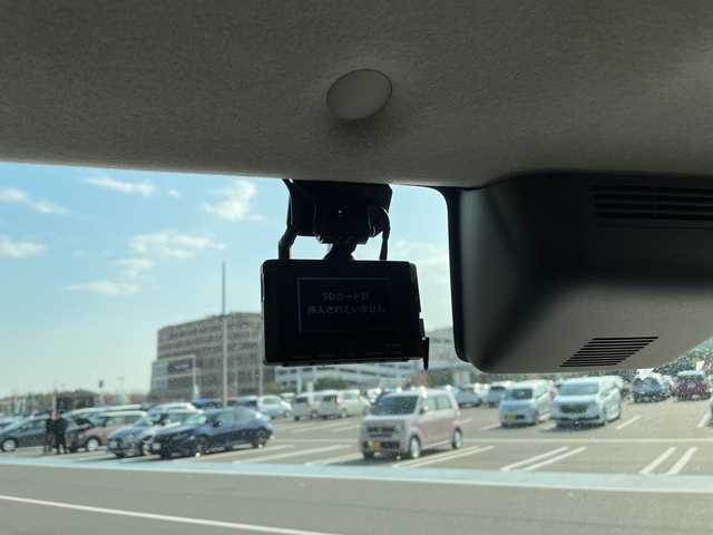 トヨタ ルーミー G－T 愛知県 2022(令4)年 0.7万km ブリリアントカッパークリスタルマイカ スマートアシストIII/純正9型ナビ/全方位カメラ/両側パワースライドドア/コーナーセンサー/LEDヘッドライト/オートマチックハイビーム/レーンキープアシスト/ドライブレコーダー/衝突軽減システム/フルセグ/CD DVD/Bluetooth/ステアリングスイッチ/スマートキー/プッシュスタート