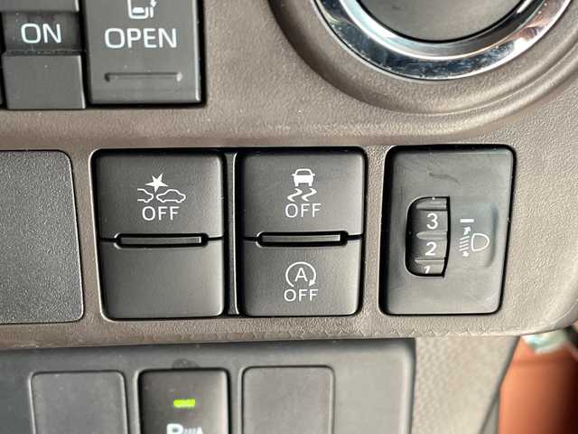 トヨタ ルーミー G－T 愛知県 2022(令4)年 0.7万km ブリリアントカッパークリスタルマイカ スマートアシストIII/純正9型ナビ/全方位カメラ/両側パワースライドドア/コーナーセンサー/LEDヘッドライト/オートマチックハイビーム/レーンキープアシスト/ドライブレコーダー/衝突軽減システム/フルセグ/CD DVD/Bluetooth/ステアリングスイッチ/スマートキー/プッシュスタート