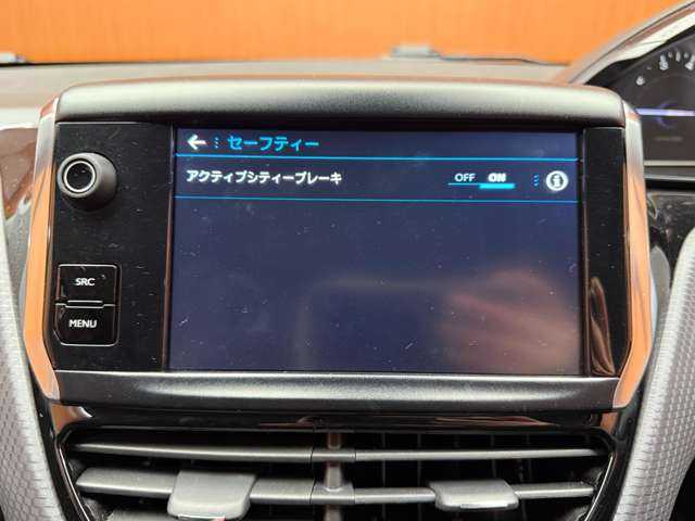 プジョー ２０８ テックパックエディション 千葉県 2018(平30)年 2.1万km オレンジ 限定車　/クルーズコントロール　/ナビ　/TV　/バックカメラ　/CarPlay　/Bluetooth接続　/フロントソナー＆パークアシスト　/アクティブシティーブレーキ　/純正16インチAW　/ドラレコ　/ETC　/キーレス　/禁煙車