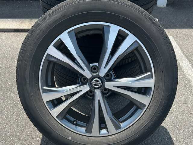 日産 エクストレイル 20Xi 京都府 2019(平31)年 6.4万km ダークメタルグレー 純正ＳＤナビ　/リアエアロパーツ　/フルセグＴＶ/全方位カメラ/プロパイロット/前後ドライブレコーダー　/ミュージック接続/ヒルディセント　/カブロンシート　/電動リアゲート　/前後コーナーセンサー　/全席シートヒーター/センターデブロック/ダウンヒルアシストコントロール/オートマチックハイビーム/盗難防止装置/衝突被害軽減システム/ETC/スペアキー/純正AW車内積込（サマータイヤ）