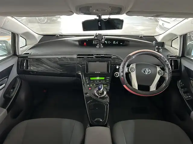 トヨタ プリウス S ツーリングセレクション 静岡県 2010(平22)年 17.8万km シルバーM ビルトインETC/クルーズコントロール/革巻きステアリング/オートライト/スマートキー/・プッシュスタート/LEDヘッドライト/・フォグランプ/純正アルミホイール/純正ドアバイザー/純正フロアマット