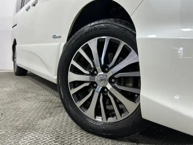 日産 セレナ ハイウェイS S HV Aセーフ 大阪府 2014(平26)年 7.8万km ブリリアントホワイトパール 純正ナビ(フルセグ/DVD再生/Bluetooth) 360カメラ 後席モニター ETC 衝突軽減 クルコン レーンアシスト 両側パワースライドドア リアオートエアコン オートライト Pスタート
