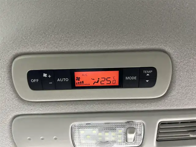 日産 セレナ ハイウェイS S HV Aセーフ 大阪府 2014(平26)年 7.8万km ブリリアントホワイトパール 純正ナビ(フルセグ/DVD再生/Bluetooth) 360カメラ 後席モニター ETC 衝突軽減 クルコン レーンアシスト 両側パワースライドドア リアオートエアコン オートライト Pスタート