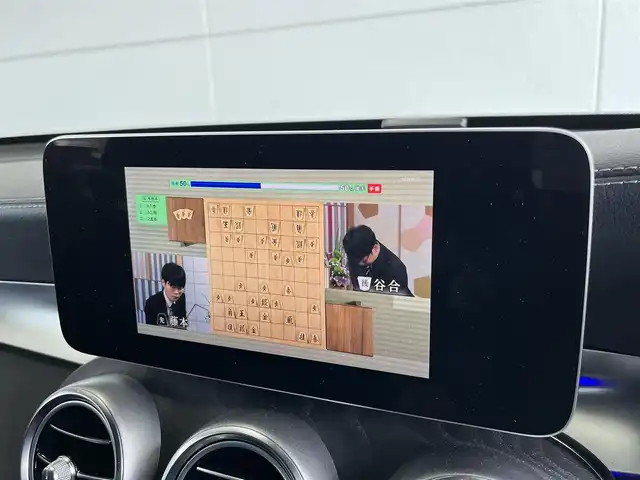 メルセデス・ベンツ ＧＬＣ２２０ 山形県 2020(令2)年 5.1万km 黒 ・純正ナビ/・Bluetooth/USB/・360°カメラ/・フルセグTV/・パーキングセンサー/・アダプティブクルーズコントロール/・レーンキープアシスト/・アクティブステアリングアシスト/・レーンチェンジアシスト/・ブラインドスポットモニター/・アンビエントライト/・インテリジェントライトシステム/・純正LED/・オートライト/・オートハイビーム/・パワーシート/・ワイヤレスチャージ/・パワーリアゲート/・フットオープナー/・パノラマサンルーフ