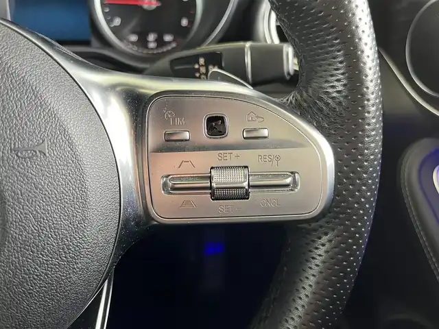 メルセデス・ベンツ ＧＬＣ２２０ 山形県 2020(令2)年 5.1万km 黒 ・純正ナビ/・Bluetooth/USB/・360°カメラ/・フルセグTV/・パーキングセンサー/・アダプティブクルーズコントロール/・レーンキープアシスト/・アクティブステアリングアシスト/・レーンチェンジアシスト/・ブラインドスポットモニター/・アンビエントライト/・インテリジェントライトシステム/・純正LED/・オートライト/・オートハイビーム/・パワーシート/・ワイヤレスチャージ/・パワーリアゲート/・フットオープナー/・パノラマサンルーフ