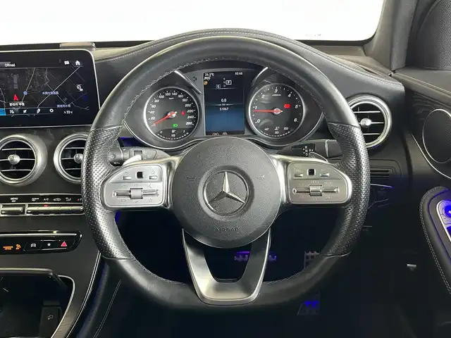 メルセデス・ベンツ ＧＬＣ２２０ 山形県 2020(令2)年 5.1万km 黒 ・純正ナビ/・Bluetooth/USB/・360°カメラ/・フルセグTV/・パーキングセンサー/・アダプティブクルーズコントロール/・レーンキープアシスト/・アクティブステアリングアシスト/・レーンチェンジアシスト/・ブラインドスポットモニター/・アンビエントライト/・インテリジェントライトシステム/・純正LED/・オートライト/・オートハイビーム/・パワーシート/・ワイヤレスチャージ/・パワーリアゲート/・フットオープナー/・パノラマサンルーフ