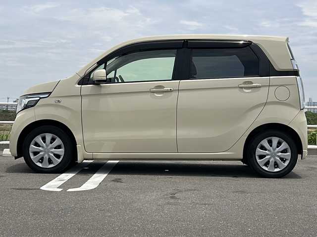 ホンダ Ｎ ＷＧＮ G Aパッケージ 長崎県 2014(平26)年 5.6万km クッキークリーム 純正ナビゲーション（AM/FM/CD、SD対応、ナビ型式VXM-145C）  /バックモニター  /衝突被害軽減ブレーキ（シティブレーキアクティブシステム）  /ドライブレコーダー  /純正LEDヘッドライト  /スマートキー  /プッシュスタート  /盗難防止装置  /横滑り防止装置  /純正フロアマット  /ベンチシート  /オートエアコン  /オートライト  /ステアリングリモコン  /アイドリングストップシステム  /パワーステアリング  /パワーウィンドウ  /ドアバイザー  /保証書  /取扱説明書  /スペアキー１本