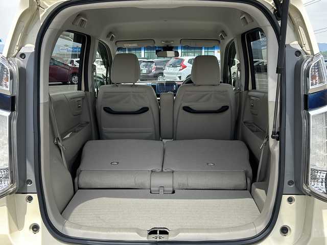 ホンダ Ｎ ＷＧＮ G Aパッケージ 長崎県 2014(平26)年 5.6万km クッキークリーム 純正ナビゲーション（AM/FM/CD、SD対応、ナビ型式VXM-145C）  /バックモニター  /衝突被害軽減ブレーキ（シティブレーキアクティブシステム）  /ドライブレコーダー  /純正LEDヘッドライト  /スマートキー  /プッシュスタート  /盗難防止装置  /横滑り防止装置  /純正フロアマット  /ベンチシート  /オートエアコン  /オートライト  /ステアリングリモコン  /アイドリングストップシステム  /パワーステアリング  /パワーウィンドウ  /ドアバイザー  /保証書  /取扱説明書  /スペアキー１本