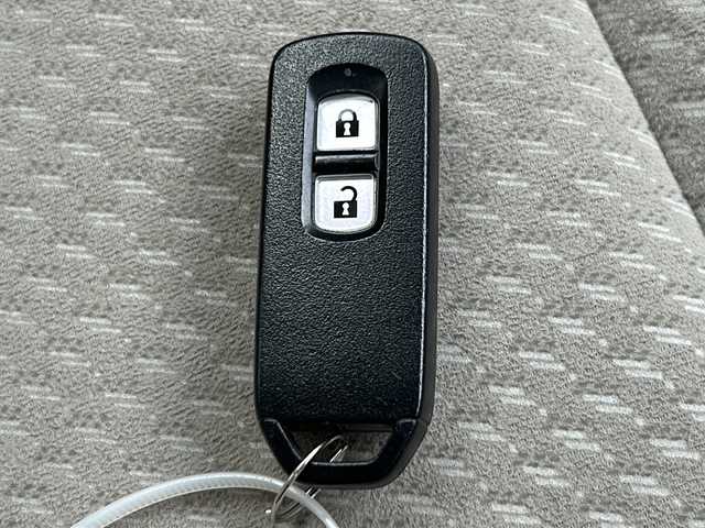 ホンダ Ｎ ＷＧＮ G Aパッケージ 長崎県 2014(平26)年 5.6万km クッキークリーム 純正ナビゲーション（AM/FM/CD、SD対応、ナビ型式VXM-145C）  /バックモニター  /衝突被害軽減ブレーキ（シティブレーキアクティブシステム）  /ドライブレコーダー  /純正LEDヘッドライト  /スマートキー  /プッシュスタート  /盗難防止装置  /横滑り防止装置  /純正フロアマット  /ベンチシート  /オートエアコン  /オートライト  /ステアリングリモコン  /アイドリングストップシステム  /パワーステアリング  /パワーウィンドウ  /ドアバイザー  /保証書  /取扱説明書  /スペアキー１本