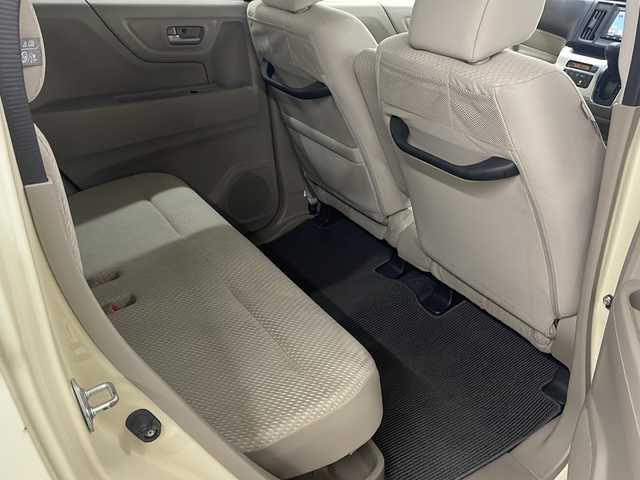 ホンダ Ｎ ＷＧＮ G Aパッケージ 長崎県 2014(平26)年 5.6万km クッキークリーム 純正ナビゲーション（AM/FM/CD、SD対応、ナビ型式VXM-145C）  /バックモニター  /衝突被害軽減ブレーキ（シティブレーキアクティブシステム）  /ドライブレコーダー  /純正LEDヘッドライト  /スマートキー  /プッシュスタート  /盗難防止装置  /横滑り防止装置  /純正フロアマット  /ベンチシート  /オートエアコン  /オートライト  /ステアリングリモコン  /アイドリングストップシステム  /パワーステアリング  /パワーウィンドウ  /ドアバイザー  /保証書  /取扱説明書  /スペアキー１本