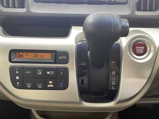 ホンダ Ｎ ＷＧＮ G Aパッケージ 長崎県 2014(平26)年 5.6万km クッキークリーム 純正ナビゲーション（AM/FM/CD、SD対応、ナビ型式VXM-145C）  /バックモニター  /衝突被害軽減ブレーキ（シティブレーキアクティブシステム）  /ドライブレコーダー  /純正LEDヘッドライト  /スマートキー  /プッシュスタート  /盗難防止装置  /横滑り防止装置  /純正フロアマット  /ベンチシート  /オートエアコン  /オートライト  /ステアリングリモコン  /アイドリングストップシステム  /パワーステアリング  /パワーウィンドウ  /ドアバイザー  /保証書  /取扱説明書  /スペアキー１本