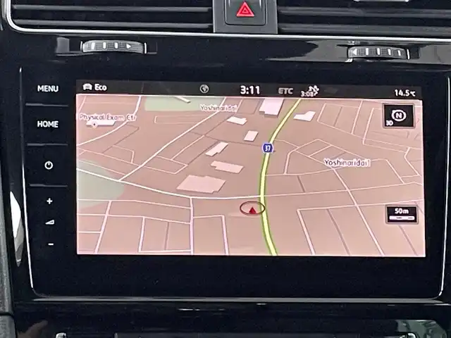 フォルクスワーゲン ゴルフ Ｒ 宮城県 2019(令1)年 6.3万km オリックスホワイトパールエフェクト ターボ＆4WD/純正メモリナビ（FM/AM/CD/DVD/BT）/バックカメラ/レザーシート/運転席パワーシート(メモリー機能)/前席シートヒーター/レーダークルーズコントロール/レーンキープ/ブラインドスポットモニター/ミラーヒーター/LEDヘッドライト/コーナーセンサー/スタッドレスタイヤ純正AW（225/40R18）/サマータイヤ純正AW（225/40R18）積込/ドライブレコーダー（前後）/ETC2.0/プッシュスタート/スマートキー/スペアキー/保証書/取扱説明書
