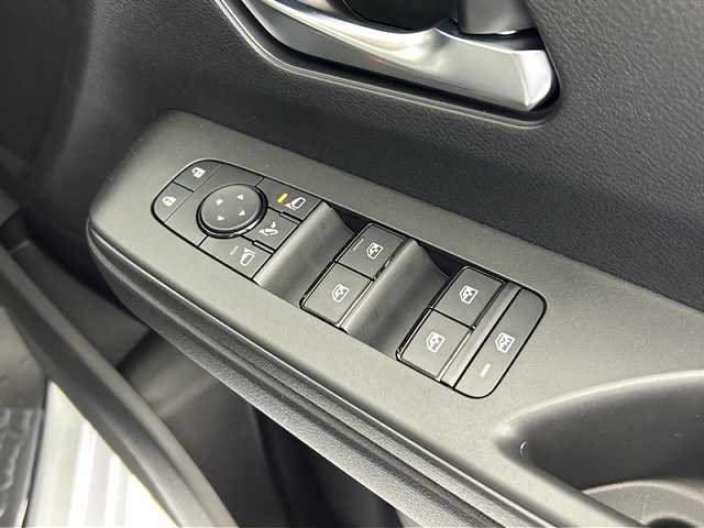 日産 セレナ ハイウェイスター V Vセレクション 岐阜県 2024(令6)年 0.1万km未満 プリズムホワイト 【自店成約済み】/デジタルインナーミラー/アラウンドビューモニター/オートクルーズコントロール/衝突軽減ブレーキ/両側パワースライドドア/電動パーキングブレーキ/パドルシフト/革ステアリング/ステアリングスイッチ/スマートキー/プッシュスタート/カーテンエアバッグ/純正アルミホイール/アイドリングストップ/横滑り防止/type-C充電/後席サンシェード