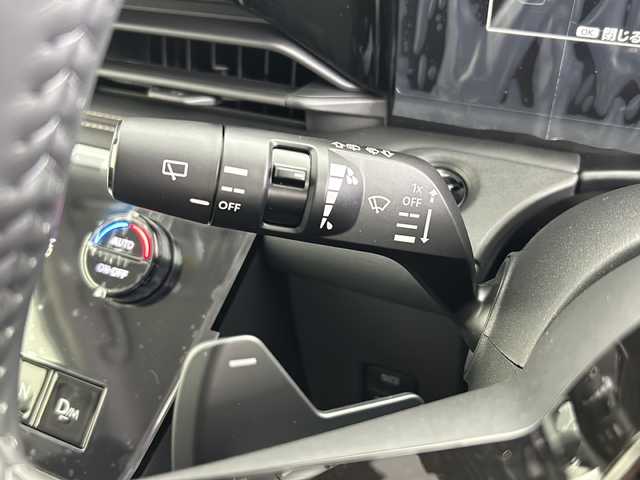 日産 セレナ ハイウェイスター V Vセレクション 岐阜県 2024(令6)年 0.1万km未満 プリズムホワイト 【自店成約済み】/デジタルインナーミラー/アラウンドビューモニター/オートクルーズコントロール/衝突軽減ブレーキ/両側パワースライドドア/電動パーキングブレーキ/パドルシフト/革ステアリング/ステアリングスイッチ/スマートキー/プッシュスタート/カーテンエアバッグ/純正アルミホイール/アイドリングストップ/横滑り防止/type-C充電/後席サンシェード