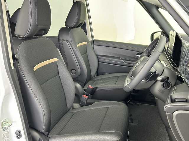 日産 セレナ ハイウェイスター V Vセレクション 岐阜県 2024(令6)年 0.1万km未満 プリズムホワイト 【自店成約済み】/デジタルインナーミラー/アラウンドビューモニター/オートクルーズコントロール/衝突軽減ブレーキ/両側パワースライドドア/電動パーキングブレーキ/パドルシフト/革ステアリング/ステアリングスイッチ/スマートキー/プッシュスタート/カーテンエアバッグ/純正アルミホイール/アイドリングストップ/横滑り防止/type-C充電/後席サンシェード