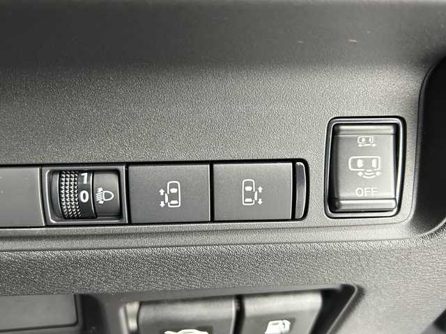 日産 セレナ ハイウェイスター V Vセレクション 岐阜県 2024(令6)年 0.1万km未満 プリズムホワイト 【自店成約済み】/デジタルインナーミラー/アラウンドビューモニター/オートクルーズコントロール/衝突軽減ブレーキ/両側パワースライドドア/電動パーキングブレーキ/パドルシフト/革ステアリング/ステアリングスイッチ/スマートキー/プッシュスタート/カーテンエアバッグ/純正アルミホイール/アイドリングストップ/横滑り防止/type-C充電/後席サンシェード