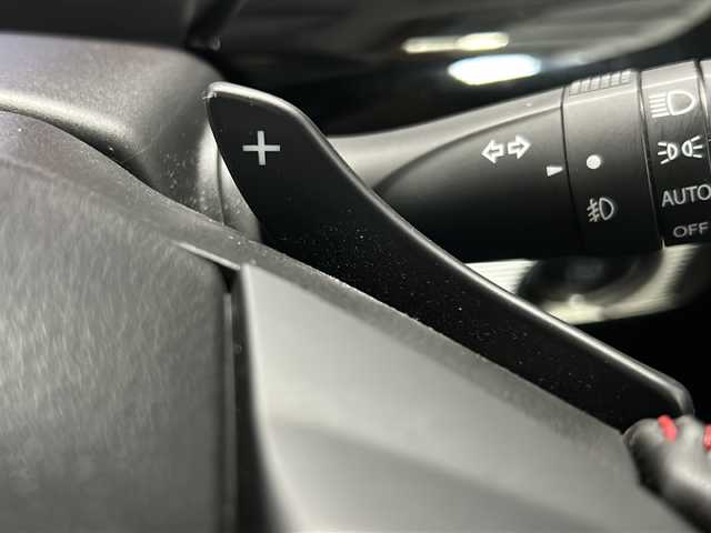 スズキ スペーシア カスタム HYBRID XS ターボ 福岡県 2018(平30)年 3.9万km アクティブイエロー/ブラック2トーンルーフ セーフティサポート/デュアルカメラブレーキサポート/クリアランスソナー/誤発進抑制機能/車線逸脱警報/先行車発進告知/標識認識機能/純正8インチナビ/（フルセグ/CD/DVD/BLUETOOTH)/全方位カメラ/両側パワースライドドア/LEDライト/オートライト/ハイビームアシスト/ハーフレザーシート/D席シートヒーター/クルーズコントロール/パドルシフト/ヘッドアップディスプレイ/ETC/ドライブレコーダー/スマートキー/天井サーキュレーター