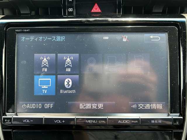 トヨタ ハリアー プレミアム 群馬県 2016(平28)年 7万km ホワイトパールクリスタルシャイン 純正9インチナビ/（CD/DVD/SD/MSV/BluetoothAudio）/フルセグテレビ/バックカメラ/クルーズコントロール/レーンディパーチャーアラート/パワーバックドア/ハーフレザーシート/パワーシート/ウッドコンビステアリング/ステアリングリモコン/LEDヘッドランプ/オートマチックハイビーム/ETC/純正18インチアルミホイール/プッシュスタート/保証書/取扱説明書/スペアキー