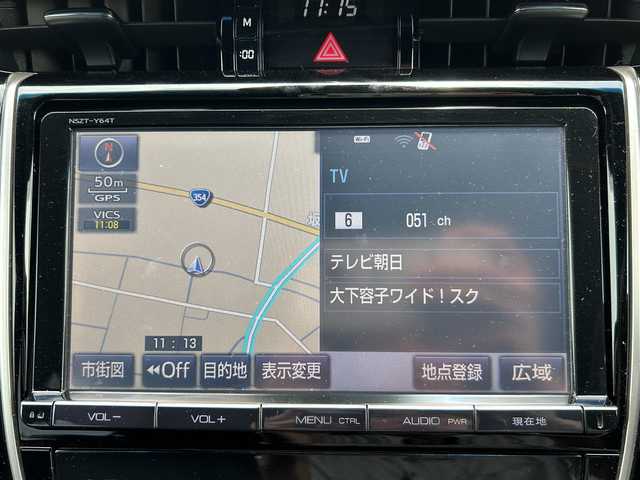 トヨタ ハリアー プレミアム 群馬県 2016(平28)年 7万km ホワイトパールクリスタルシャイン 純正9インチナビ/（CD/DVD/SD/MSV/BluetoothAudio）/フルセグテレビ/バックカメラ/クルーズコントロール/レーンディパーチャーアラート/パワーバックドア/ハーフレザーシート/パワーシート/ウッドコンビステアリング/ステアリングリモコン/LEDヘッドランプ/オートマチックハイビーム/ETC/純正18インチアルミホイール/プッシュスタート/保証書/取扱説明書/スペアキー