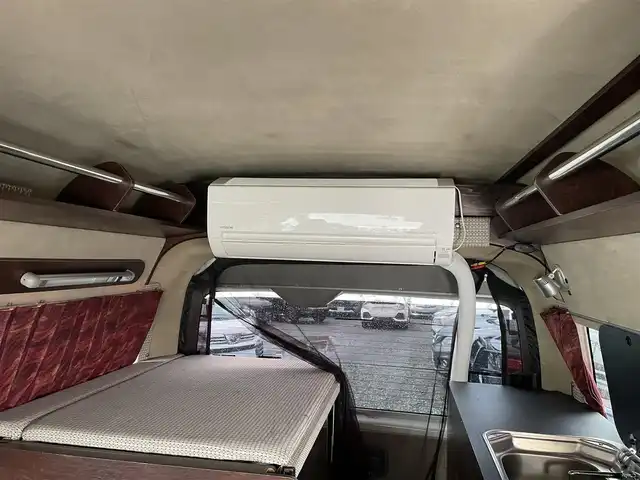 トヨタ ハイエース DX 岩手県 2007(平19)年 11.6万km ホワイト キャンピング仕様/ETC/シンク/冷蔵庫/外部電源ソケット/家庭用エアコン
