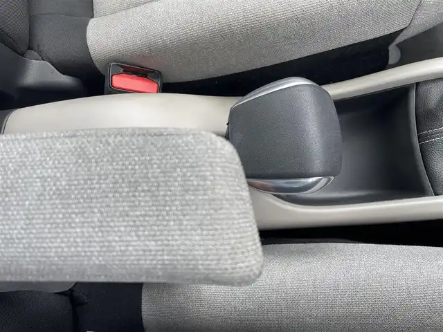 シトロエン Ｃ３ エアクロス シャイン 東京都 2020(令2)年 3.1万km サーブル 全方位モニター/AppleCarplay/AndoroidAuto/インテリジェントハイビーム/衝突被害軽減ブレーキ/クルーズコントロール/ブラインドスポットモニター/レーンキープアシスト/アクティブセーフティブレーキ/ETC/コーナーセンサー/前後ドライブレコーダー/スマートキー/プッシュスタート/フルオートエアコン/純正LEDヘッドライト/純正16インチアルミホイール/カーテンエアバック/サイドエアバック