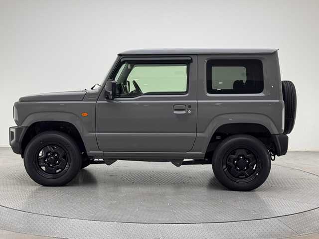 スズキ ジムニー XL 兵庫県 2025(令7)年 0.1千km ミディアムグレー ４WD/アイドリングストップ/シートヒーター/クリアランスソナー/ヘッドライトレレベライザー/PCS/LKA/フォグランプ/純正フロアマット/純正バイザー