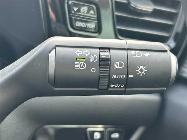 レクサス ＮＸ 350h Fスポーツ 新潟県 2023(令5)年 1.9万km ホワイトノーヴァガラスフレーク パノラマルーフ/三眼LEDヘッドライト/オレンジキャリパー/純正14インチナビ/パノラミックビューモニター/デジタルインナーミラー/プリクラッシュセーフティー/ブラインドスポットモニター/クリアランスソナー/パドルシフト/パワーバックドア/パワーシート/ポジションメモリー/ビルトインETC/純正ドライブレコーダー/オートライト/オートマチックハイビーム