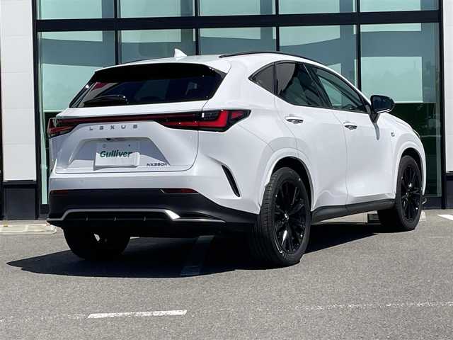 レクサス ＮＸ 350h Fスポーツ 新潟県 2023(令5)年 1.9万km ホワイトノーヴァガラスフレーク パノラマルーフ/三眼LEDヘッドライト/オレンジキャリパー/純正14インチナビ/パノラミックビューモニター/デジタルインナーミラー/プリクラッシュセーフティー/ブラインドスポットモニター/クリアランスソナー/パドルシフト/パワーバックドア/パワーシート/ポジションメモリー/ビルトインETC/純正ドライブレコーダー/オートライト/オートマチックハイビーム