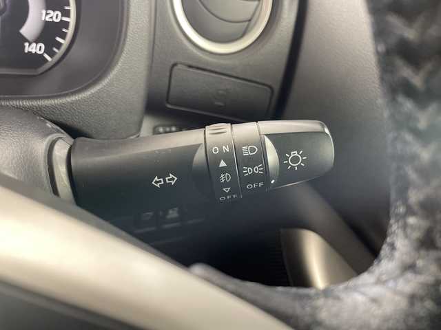 日産 デイズ ルークス HWS X Vセレ +SeftyⅡ 道央・札幌 2015(平27)年 7.8万km ホワイトパール ・4WD/・純正SDナビ・フルセグTV/・CD・DVD・Bluetooth/・アラウンドビューモニター/・エマージェンシーブレーキ/・踏み間違い衝突防止アシスト/・横滑り防止機能/・左パワースライドドア/・運転席シートヒーター/・オーバーヘッドコンソール/・リアシーリングファン/・後席サンシェード/・HIDヘッドライト/・フォグライト/・純正14インチアルミ