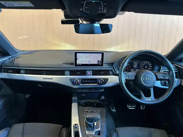 アウディ Ａ５ SB2．0TFSI Q スポーツ 宮城県 2018(平30)年 6.4万km ミトスブラックメタリック S-lineパッケージ/アシスタンスパッケージ/Bang&Olufsenサウンドシステム/バーチャルコックピット/MMIナビゲーションシステム/フルセグTV/全方位カメラ/パーキングアシスト/マトリクスLEDヘッドライト/ハーフレザーシート/シートヒーター/パワーシート/純正19インチAW/アドバンストキー/パワーバックドア/3ゾーンエアコン/ETC2.0車載器/ステアリングスイッチ/パドルシフト/ドライブレコーダー