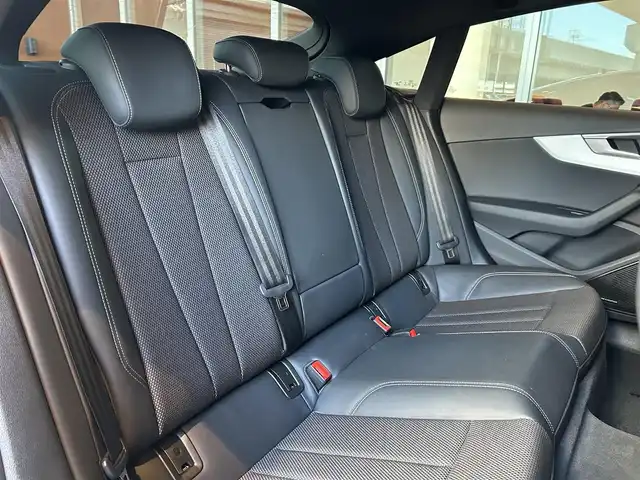 アウディ Ａ５ SB2．0TFSI Q スポーツ 宮城県 2018(平30)年 6.4万km ミトスブラックメタリック S-lineパッケージ/アシスタンスパッケージ/Bang&Olufsenサウンドシステム/バーチャルコックピット/MMIナビゲーションシステム/フルセグTV/全方位カメラ/パーキングアシスト/マトリクスLEDヘッドライト/ハーフレザーシート/シートヒーター/パワーシート/純正19インチAW/アドバンストキー/パワーバックドア/3ゾーンエアコン/ETC2.0車載器/ステアリングスイッチ/パドルシフト/ドライブレコーダー