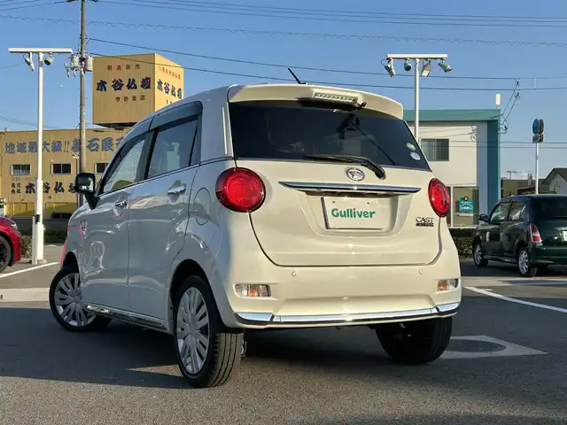 ダイハツ キャスト スタイル X SAⅢ 愛媛県 2019(平31)年 2.3万km パールホワイトⅢ プッシュスタート/純正オーディオ（AM/FM/CD/AUX）/ETC/アイドリングストップ/AAC/ドライブレコーダー/純正フロアマット/コーナーセンサー/横滑り防止装置/オートライト/オートマチックハイビーム