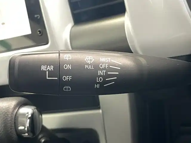 スズキ ハスラー X 鹿児島県 2017(平29)年 6.7万km フェニックスレッドパール/ブルーイッシュブラックパール 禁煙　/純正ナビ　/全方位カメラ　/デュアルカメラブレーキサポート　/車線逸脱警報　/横滑り防止機能　/前席シートヒーター　/LEDヘッドライト　/オートライト　/フロアマット　/純正アルミホイール　/純正ドアバイザー