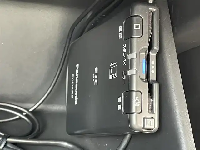 ホンダ フィット e:HEVホーム 福岡県 2023(令5)年 2.1万km プラチナホワイトパール ホンダセンシング/衝突軽減/レーンキープアシスト/コーナーセンサー/社外ナビ（ＭＤＶ－Ｄ２０８ＢＴ）/CD/BT/AM/FM/バックカメラ/ハーフレザー/前席シートヒーター/レーダークルーズコントロール/ＥＴＣ/ＬＥＤオートライト/オートハイビーム/革巻きステアリング/ステアリングリモコン/ＡＡＣ/電動パーキング/ブレーキホールド/スマートキー/プッシュスタート/チップアップシート