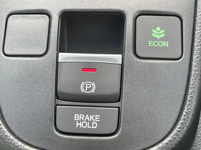 ホンダ フィット e:HEVホーム 福岡県 2023(令5)年 2.1万km プラチナホワイトパール ホンダセンシング/衝突軽減/レーンキープアシスト/コーナーセンサー/社外ナビ（ＭＤＶ－Ｄ２０８ＢＴ）/CD/BT/AM/FM/バックカメラ/ハーフレザー/前席シートヒーター/レーダークルーズコントロール/ＥＴＣ/ＬＥＤオートライト/オートハイビーム/革巻きステアリング/ステアリングリモコン/ＡＡＣ/電動パーキング/ブレーキホールド/スマートキー/プッシュスタート/チップアップシート