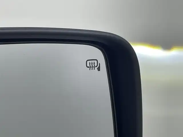 スズキ ジムニー ノマド FC 埼玉県 2025(令7)年 0.1千km 黒 登録済未使用車 シートヒーター 衝突被害軽減 LEDヘッドライト　レーダークルーズコントロール　スマートキー　純正フロアマット　背面タイヤ　純正15インチアルミ　ダウンヒルアシストコントロール