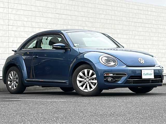 フォルクスワーゲン ザ・ビートル デザイン 茨城県 2016(平28)年 10.6万km ブルーシルクM ワンオーナー/純正メモリナビ/(地デジTV・CD・DVD・BT・ラジオ再生)/クルーズコントロール/ETC/ドライブレコーダー/バックカメラ/オートライト/HIDヘッドライト/純正16inアルミホイール/純正フロアマット/リモコンキー/スペアキー/取扱説明書/保証書