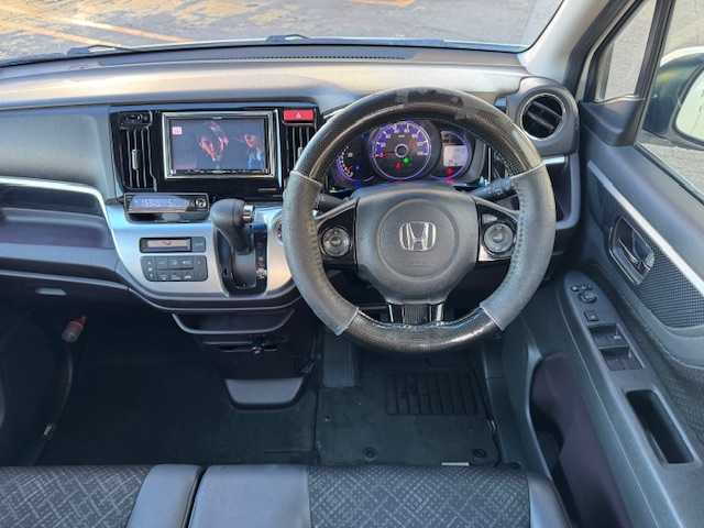 ホンダ Ｎ ＷＧＮ カスタム G Aパッケージ 道東・釧路十勝 2014(平26)年 12.5万km プレミアムホワイトパール 4WD/ワンオーナー/社外メモリーナビ/　　（DVD/CD/フルセグTV）/バックカメラ/CTBA/クルーズコントロール/ハーフレザーシート/HIDヘッドライト/フォグライト/オートライト/横滑り防止装置/ウィンカーミラー/電動格納ミラー/ミラーヒーター/ステアリングリモコン/革巻きステアリング/純正フロアマット/ドアバイザー/記録簿 H26/29/31/R7/社外エンジンスターター/スマートキー/エンジンプッシュスタート/スペアキー/取扱説明書/保証書/純正14インチアルミホイール