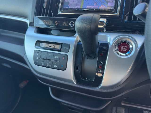 ホンダ Ｎ ＷＧＮ カスタム G Aパッケージ 道東・釧路十勝 2014(平26)年 12.5万km プレミアムホワイトパール 4WD/ワンオーナー/社外メモリーナビ/　　（DVD/CD/フルセグTV）/バックカメラ/CTBA/クルーズコントロール/ハーフレザーシート/HIDヘッドライト/フォグライト/オートライト/横滑り防止装置/ウィンカーミラー/電動格納ミラー/ミラーヒーター/ステアリングリモコン/革巻きステアリング/純正フロアマット/ドアバイザー/記録簿 H26/29/31/R7/社外エンジンスターター/スマートキー/エンジンプッシュスタート/スペアキー/取扱説明書/保証書/純正14インチアルミホイール