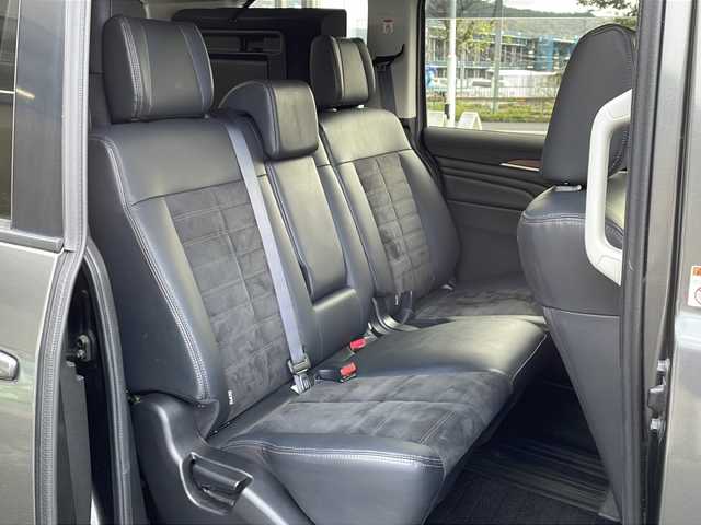 三菱 デリカＤ：５ ジャスパー 京都府 2021(令3)年 6.3万km アイガーグレーM/ダイヤモンドブラックマイカ アルパイン１１インチナビ　後席フリップダウンモニター　マルチアラウンドモニター　レーダークルーズ　両側パワースライドドア　社外ドラレコ　ビルトインＥＴＣ　ＬＥＤヘッドライト　ブラインドスポットモニター