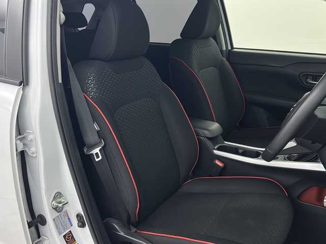 トヨタ ライズ Z 宮城県 2022(令4)年 6.3万km シャイニングホワイトパール 禁煙車/S-パドル/スマートアシスト/・衝突回避支援ブレーキ機能/・車線逸脱警報機能＆路側逸脱警報機能/・標識認識機能/・全車速追従機能付ＡＣＣ/・レーンキープコントロール/・コーナーセンサー/・オートハイビーム/・ふらつき警報/・先行車発進お知らせ/純正9インチディスプレイオーディオ/・BT/AM/FM/USB/iPod/HDMI/Android/Apple/電動パーキングブレーキ/オートホールド/バックカメラ/フルセグTV/前席シートヒーター/ビルトインETC/革巻きステアリング/ステアリングスイッチ/プッシュスタート/スマートキー/LEDヘッドライト/LEDフォグランプ/純正17インチアルミホイール/純正フロアマット/純正ドアバイザー/アイドリングストップ/横滑り防止装置