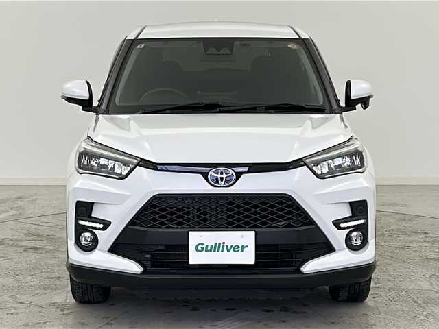 トヨタ ライズ Z 宮城県 2022(令4)年 6.3万km シャイニングホワイトパール 禁煙車/S-パドル/スマートアシスト/・衝突回避支援ブレーキ機能/・車線逸脱警報機能＆路側逸脱警報機能/・標識認識機能/・全車速追従機能付ＡＣＣ/・レーンキープコントロール/・コーナーセンサー/・オートハイビーム/・ふらつき警報/・先行車発進お知らせ/純正9インチディスプレイオーディオ/・BT/AM/FM/USB/iPod/HDMI/Android/Apple/電動パーキングブレーキ/オートホールド/バックカメラ/フルセグTV/前席シートヒーター/ビルトインETC/革巻きステアリング/ステアリングスイッチ/プッシュスタート/スマートキー/LEDヘッドライト/LEDフォグランプ/純正17インチアルミホイール/純正フロアマット/純正ドアバイザー/アイドリングストップ/横滑り防止装置