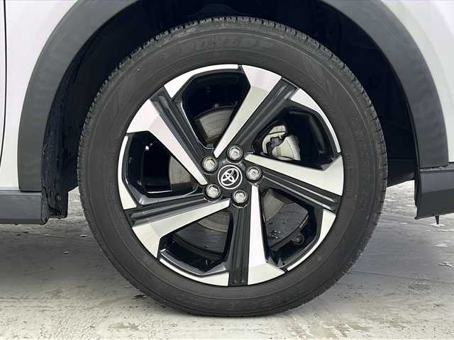 トヨタ ライズ Z 宮城県 2022(令4)年 6.3万km シャイニングホワイトパール 禁煙車/S-パドル/スマートアシスト/・衝突回避支援ブレーキ機能/・車線逸脱警報機能＆路側逸脱警報機能/・標識認識機能/・全車速追従機能付ＡＣＣ/・レーンキープコントロール/・コーナーセンサー/・オートハイビーム/・ふらつき警報/・先行車発進お知らせ/純正9インチディスプレイオーディオ/・BT/AM/FM/USB/iPod/HDMI/Android/Apple/電動パーキングブレーキ/オートホールド/バックカメラ/フルセグTV/前席シートヒーター/ビルトインETC/革巻きステアリング/ステアリングスイッチ/プッシュスタート/スマートキー/LEDヘッドライト/LEDフォグランプ/純正17インチアルミホイール/純正フロアマット/純正ドアバイザー/アイドリングストップ/横滑り防止装置