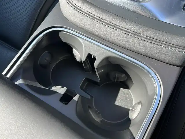 ジャガー Ｅペース S 180PS 福岡県 2021(令3)年 1.9万km 黒 ワンオーナー　/ドライブプロパック　/アダプティブクルーズコントロール/ブラインドスポットモニター/レーンキープアシスト/ハイスピードエマージェンシーブレーキ/純正ナビ　/Applecarplay/androidauto/全方位カメラ　/黒革シート/前席シートヒーター/LEDヘッドライト/パワーバックドア　/ステアリングスイッチ/純正20インチアルミホイール/ETC/取扱説明書/保証書/スペアキー×1