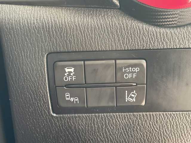 マツダ デミオ XD ミッドセンチュリー 愛知県 2015(平27)年 6.8万km ソウルレッドプレミアムメタリック 純正ナビ/シートヒーター/バックカメラ/ヘッドアップディスプレイ/コーナーセンサー/純正アルミホイール/LEDヘッドライト/パドルシフト/オートマチックハイビーム/ドライブレコーダー/衝突軽減システム/フルセグ/CD DVD/Bluetooth/ステアリングスイッチ/スマートキー/プッシュスタート