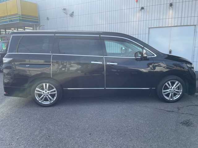 日産 エルグランド 250ハイウェイスター 神奈川県 2011(平23)年 3.7万km 黒 ワンオーナー/プッシュスタート/スマートキー2本/前後だライブレコーダー/ビルトインETC/Bluetooth接続/コーナーセンサー/アラウンドビューモニター/両側パワースライドドア/横滑り防止装置/フリップダウンモニター/オートライト/フォグライト/オットマン/USB端子/電動格納ミラー/AM/FM/地デジTV