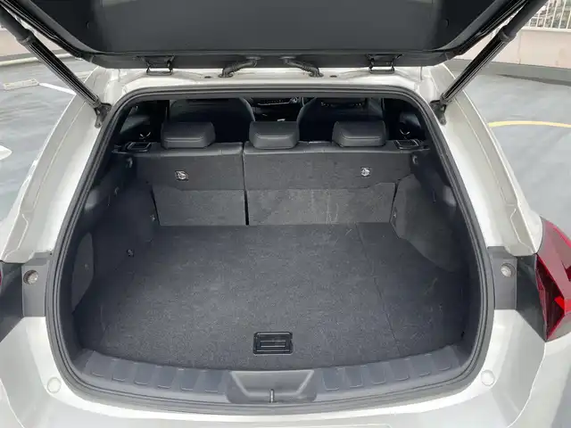 レクサス ＵＸ 250h アーバンエレガンス 東京都 2021(令3)年 2.2万km ソニッククォーツ ワンオーナー/純正ナビ（CD/DVD/地デジTV/BT)/バックカメラ・全方位カメラ/黒皮シート/純正１８インチアルミ/パワーバックドア/ETC2.0/パドルシフト/メモリーパワーシート/シートヒーター・ステアリングヒーター/ドライブレコーダー（DRT-H58A)/エンジンプッシュボタン/BSM/Lexus　Safety　System　＋/PCS（プリクラッシュセーフ）/LTA（レーントレーシングアシスト）/AHB（オートマチックハイビーム）/RSA(ロードサインアシスト）/レーダークルーズコントロール/先行車発進お知らせ/保証書・取説・ナビ説