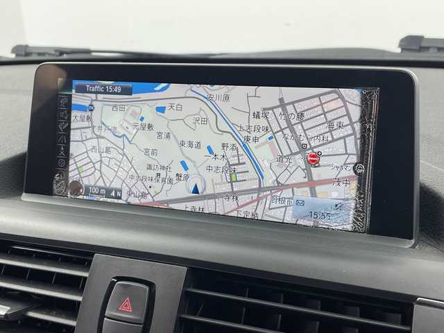 ＢＭＷ １１８ｉ スポーツ 愛知県 2015(平27)年 5.9万km ディープシーブルー /純正HDDナビ//CD DVD BT USB FM AM AUX//バックカメラ//インテリジェントセーフティ//LEDオートヘッドライト//ETC//クルーズコントロール//純正フロアマット//純正フォグランプ//スマートキー//スペアキー//ドライブモードセレクト//スポーツモード//ECO PROモード//MTモード付AT//クリアランスソナー//レーンキープアシスト//革巻きステアリング