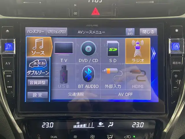 トヨタ ハリアー プレミアム 大阪府 2018(平30)年 6.3万km ブラック モデリスタフルエアロ/トヨタセーフティセンス/・プリクラッシュセーフティ/・レーンディパーチャーアラート/・レーダークルーズコントロール/・オートマチックハイビーム　/ALPINE製10インチナビ/　　 CD/DVD/BT/TV/USB/AUX/バックカメラ/パワーバックドア　/三眼フルLEDヘッドライト/ハーフレザーシート　/運転席パワーシート/本革巻きステアリング/MTモード付AT/純正18インチアルミホイール/純正フロアマット/純正ビルトインETC/電動パーキングブレーキ/オートブレーキホールド
